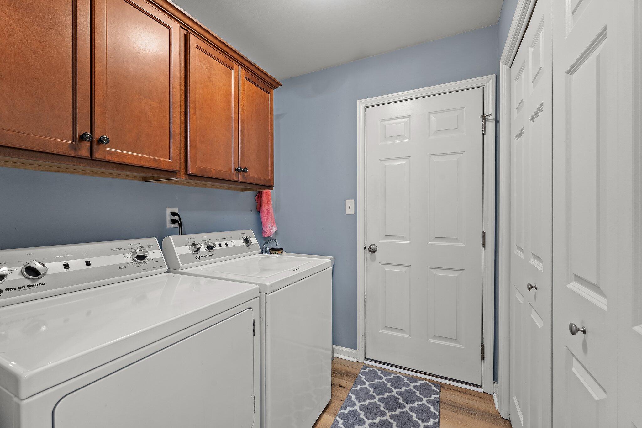 Crown Point, Indiana 46307, United States, 2 Bedrooms Bedrooms, ,2 BathroomsBathrooms,Residential,Pending,119520