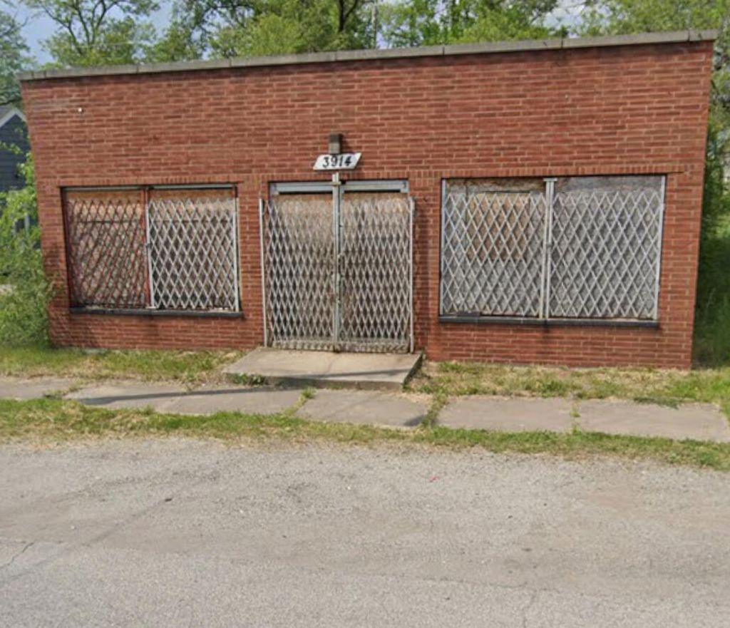 Photo of 3906 W 11th Avenue, Gary, IN 46404 (MLS # 834400)