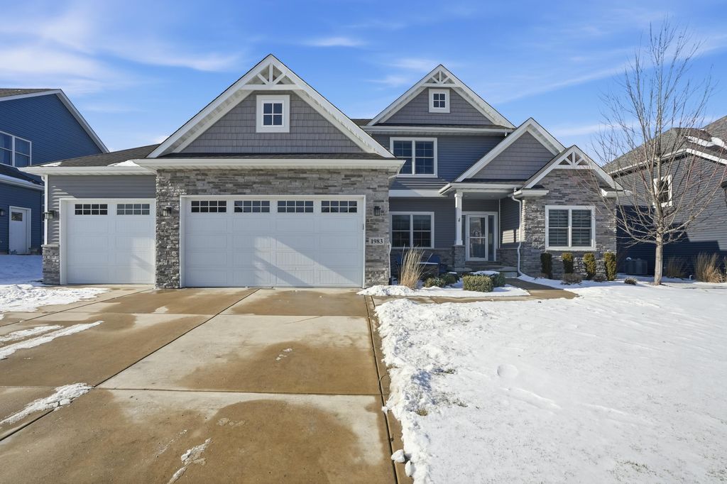 Photo of 1983 Franklin Drive, Crown Point, IN 46307 (MLS # 833163)