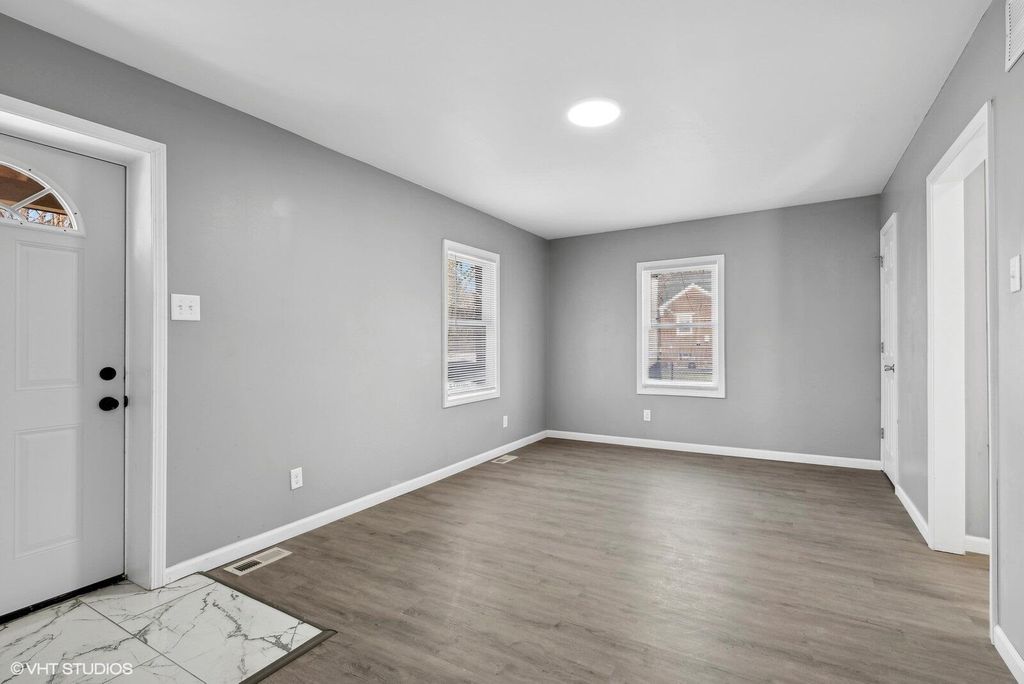 Photo of 1025 Wallace Street, Gary, IN 46404 (MLS # 833069)