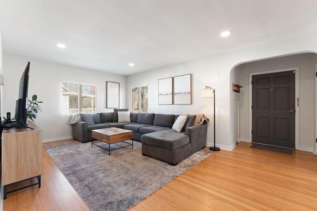 Photo of 7344 Woodmar Avenue, Hammond, IN 46323 (MLS # 835028)