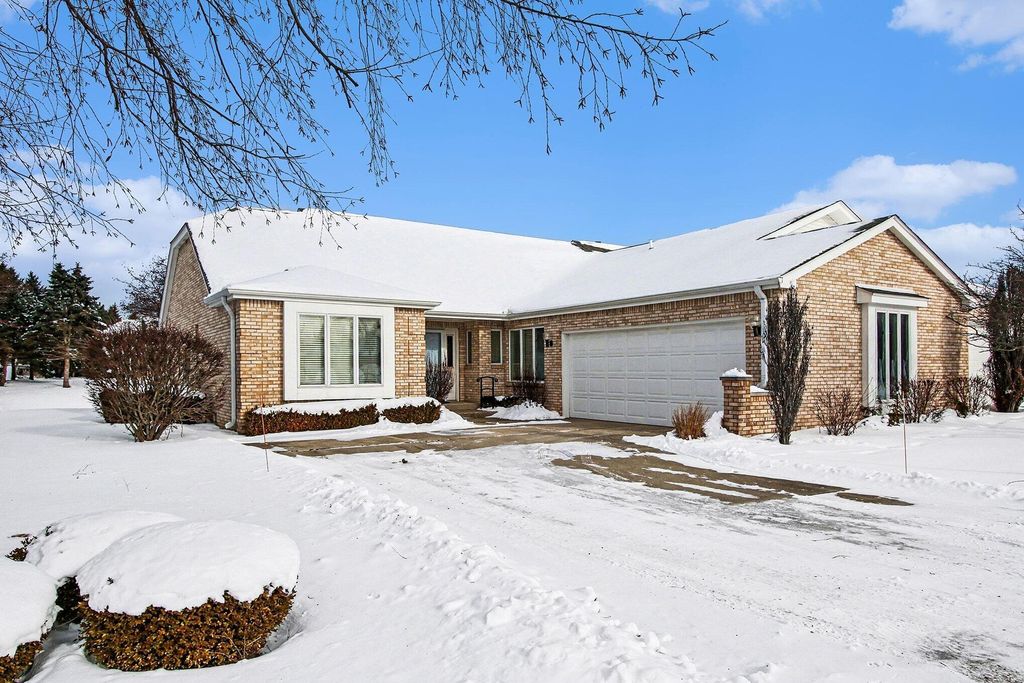 Photo of 3502 Bob White Circle, Valparaiso, IN 46383 (MLS # 833770)
