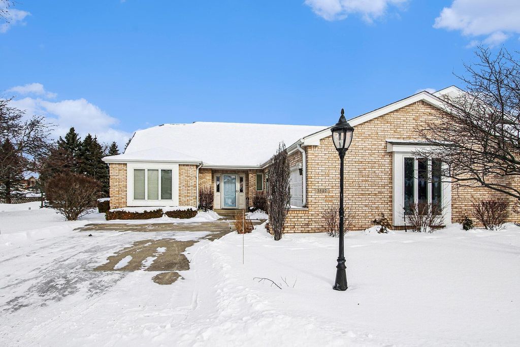 Photo of 3502 Bob White Circle, Valparaiso, IN 46383 (MLS # 833770)