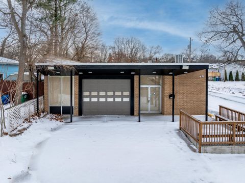 4725 Central Avenue Lake Station IN 46405