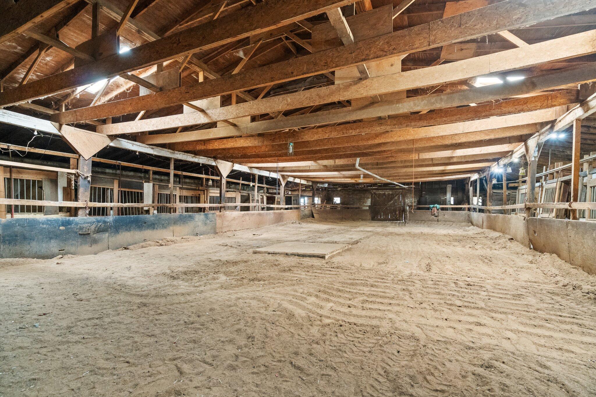 Lowell, Indiana 46356, United States, 4 Bedrooms Bedrooms, ,2 BathroomsBathrooms,Residential,Pending,99694