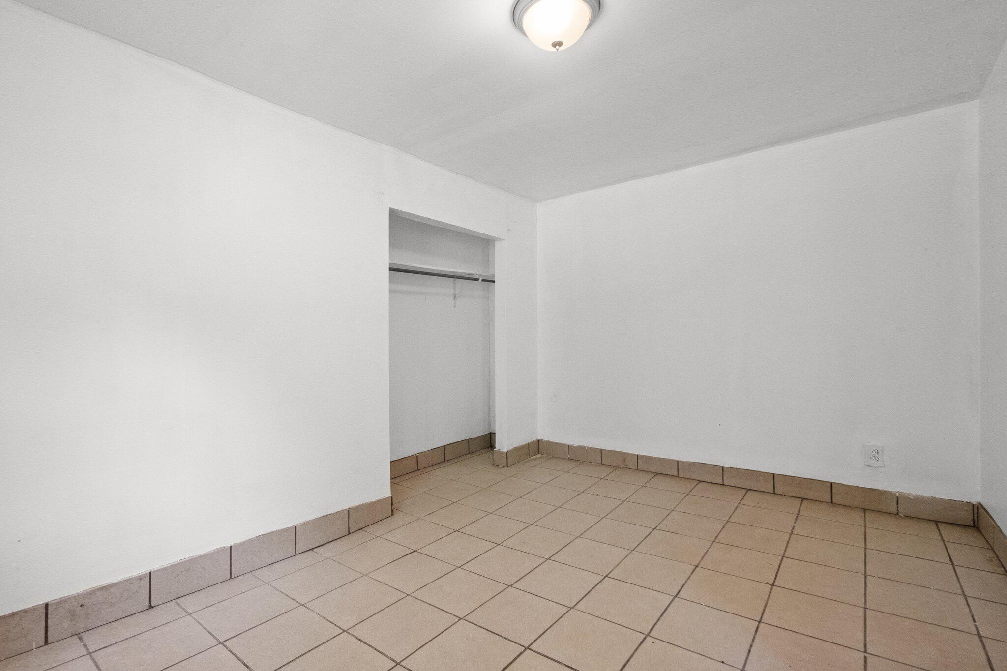 Lowell, Indiana 46356, United States, 4 Bedrooms Bedrooms, ,2 BathroomsBathrooms,Residential,Pending,99694