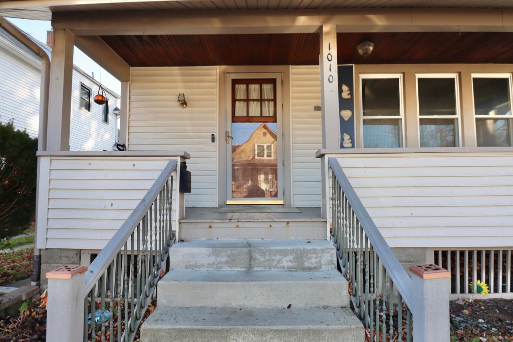 Photo of 1010 2nd Street, La Porte, IN 46350 (MLS # 839058)