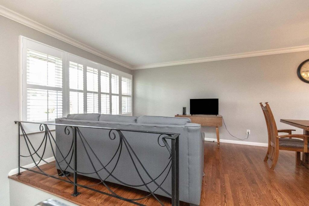 Photo of 3136 Lois Place, Highland, IN 46322 (MLS # 832123)