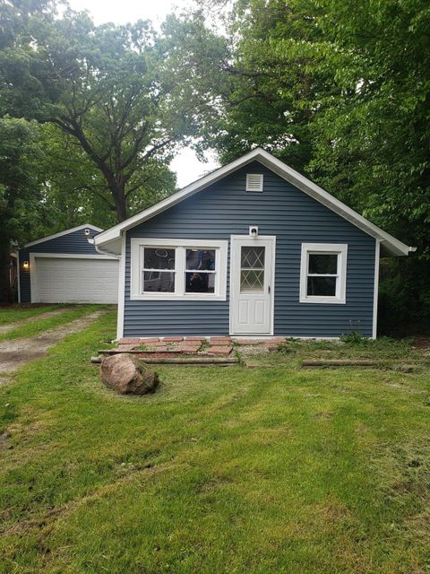 Single Family Residence in Valparaiso IN 4007 Cardinal Lane.jpg