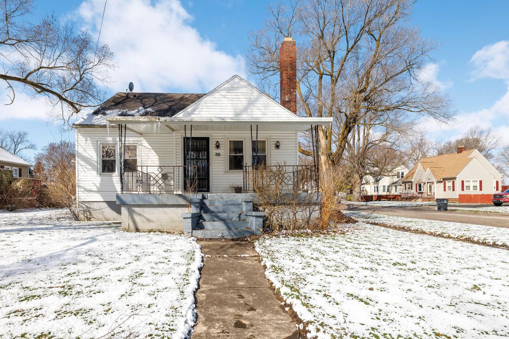 Photo of 710 N 2nd Street, Kentland, IN 47951 (MLS # 835853)