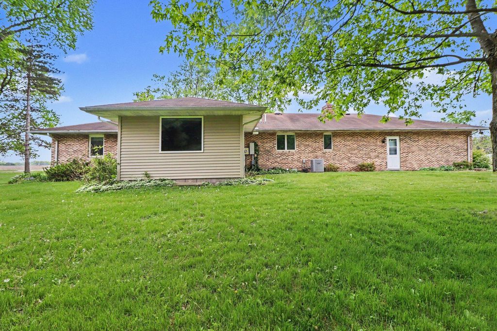 Photo of 1767 N Cook Lane, Monticello, IN 47960 (MLS # 839142)