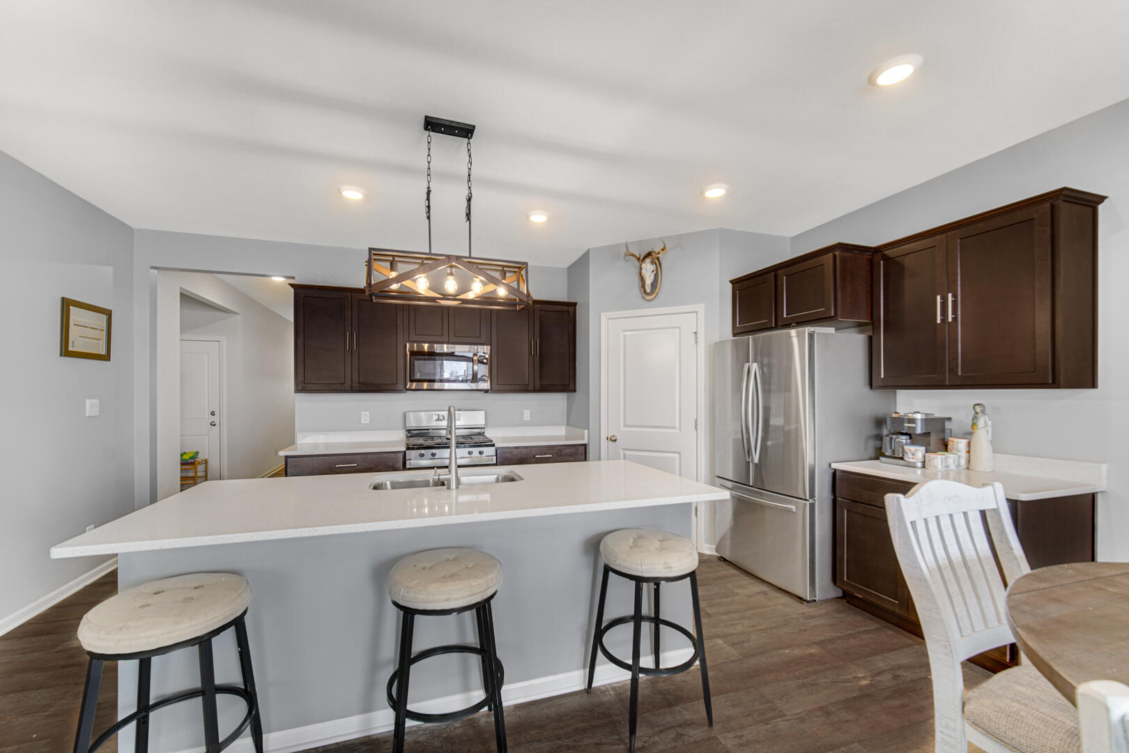 7867 W 105th Place