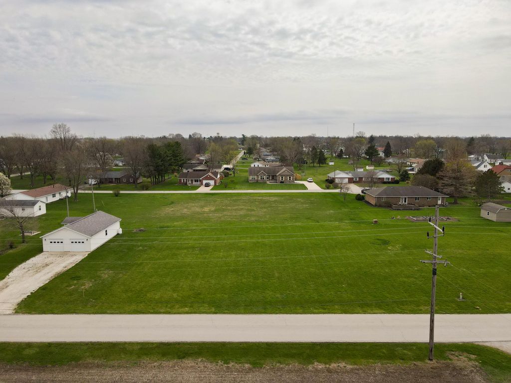 Photo of 5 And 6 E Brook Street, Goodland, IN 47948 (MLS # 836650)