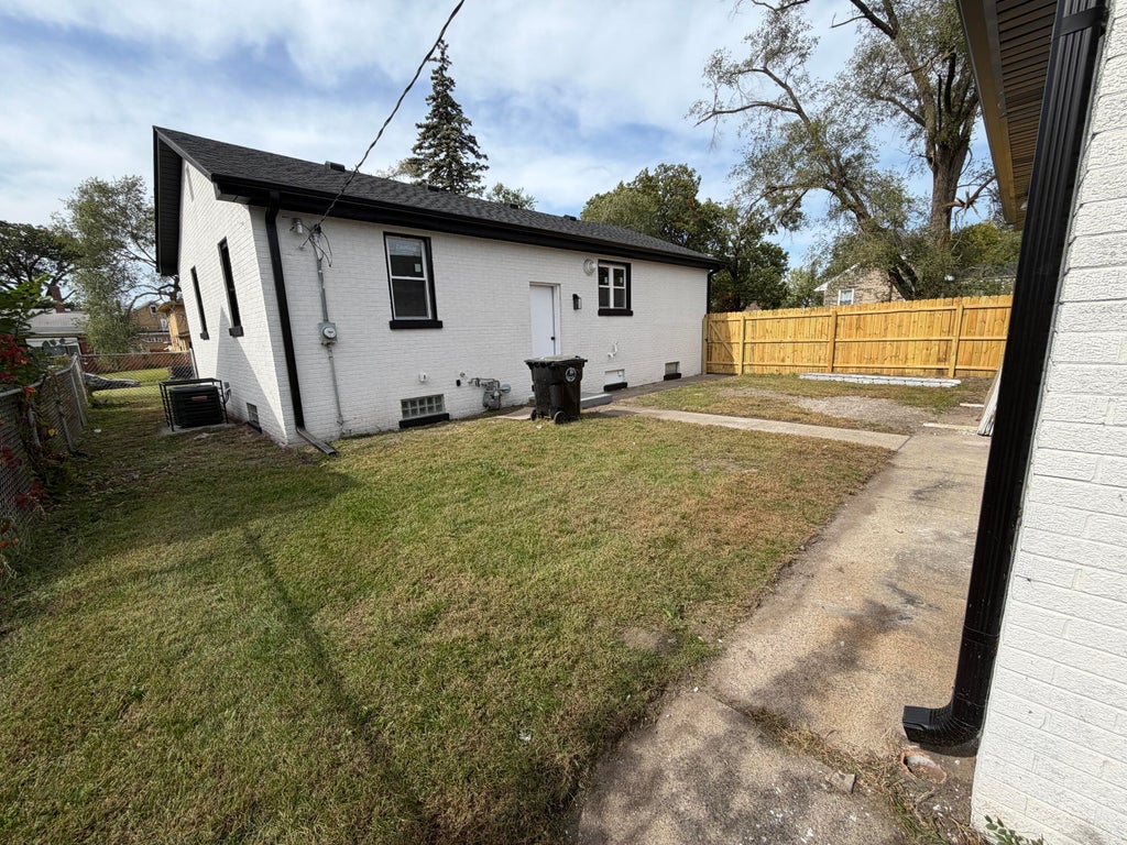 Photo of 4401 Washington Street, Gary, IN 46408 (MLS # 846670)