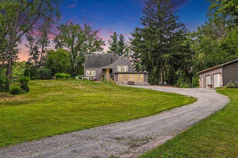 Photo for 228 W Joliet Road