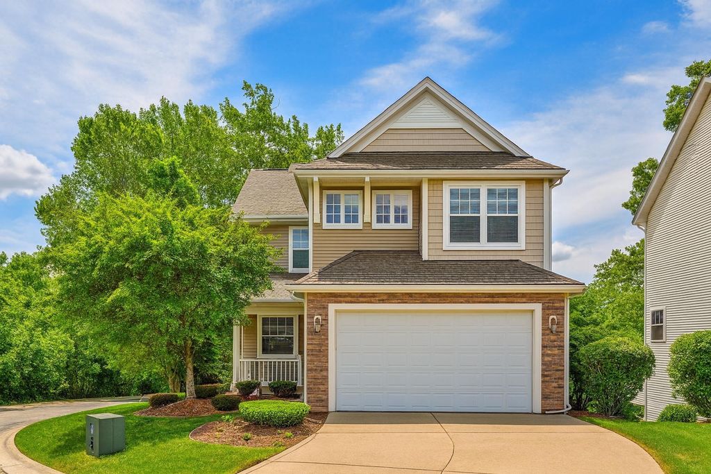 Photo of 1812 Briam Drive, Valparaiso, IN 46383 (MLS # 831356)