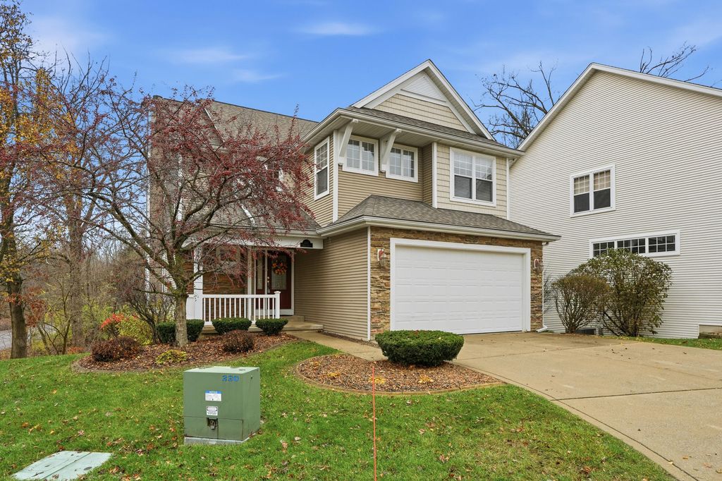 Photo of 1812 Briam Drive, Valparaiso, IN 46383 (MLS # 831356)