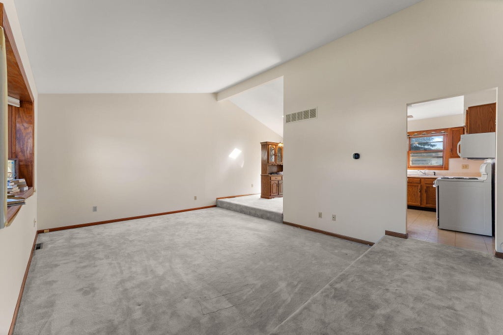 Photo of 7465 Grant Street, Merrillville, IN 46410 (MLS # 846126)
