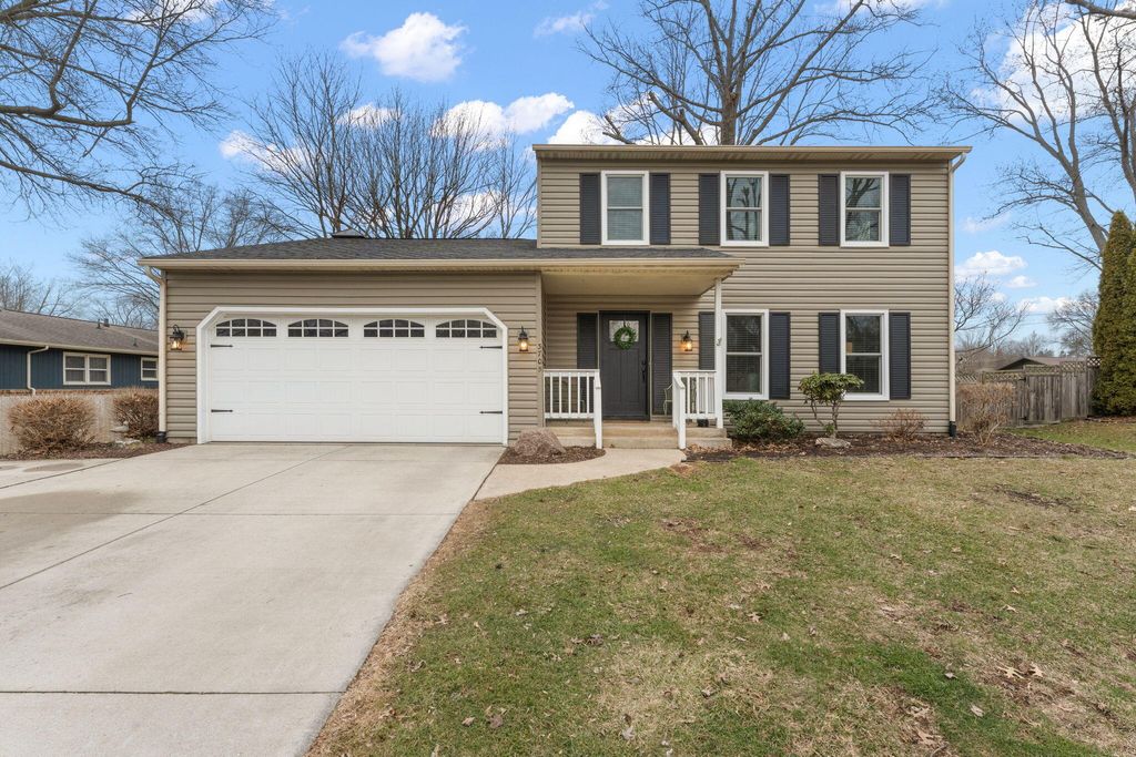 Photo of 3705 Hemlock Drive, Valparaiso, IN 46383 (MLS # 834423)