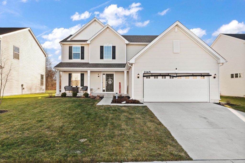 Photo of 2165 E 111th Place, Crown Point, IN 46307 (MLS # 831344)