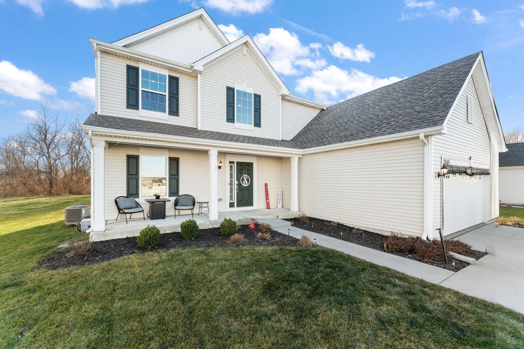 Photo of 2165 E 111th Place, Crown Point, IN 46307 (MLS # 831344)