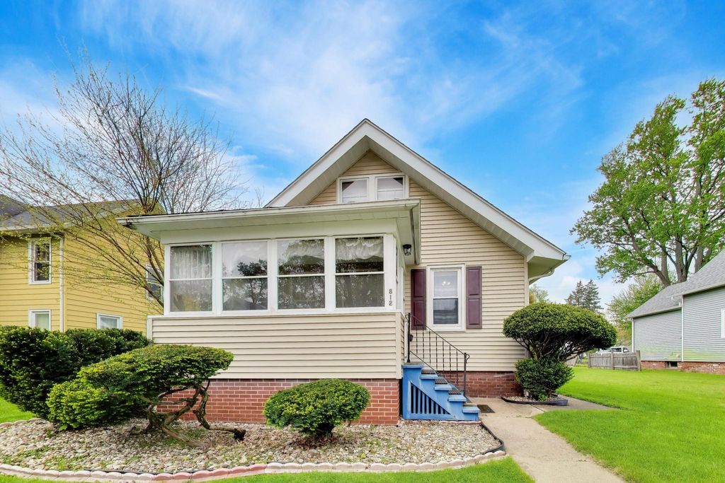 Photo of 812 Woodward Street, La Porte, IN 46350 (MLS # 838068)
