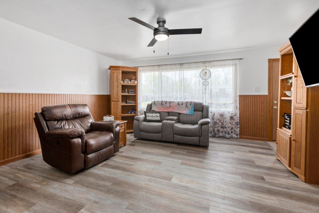 Photo of 5782 Mccasland Avenue, Portage, IN 46368 (MLS # 837515)