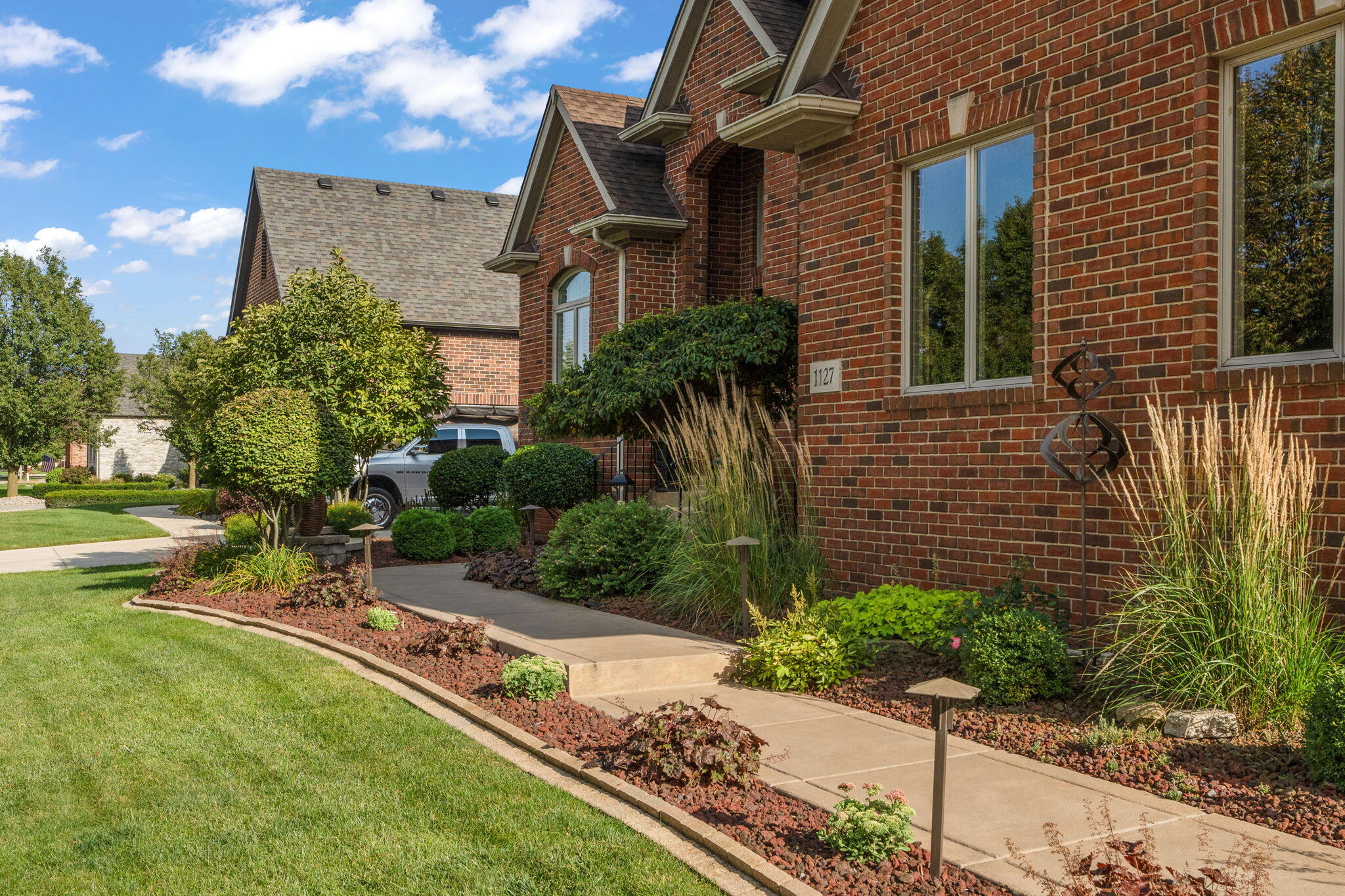 1127 Stonebridge Drive