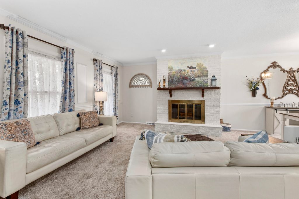 Photo of 81 E Division Road, Valparaiso, IN 46383 (MLS # 838169)