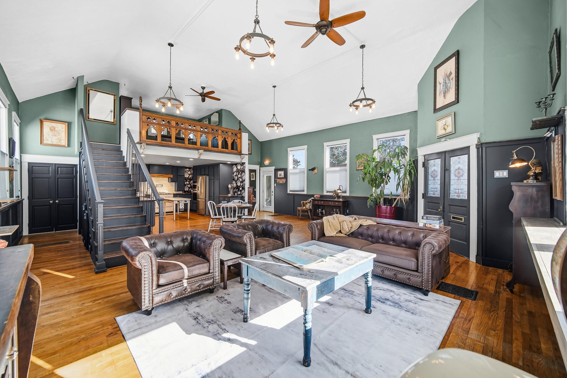 2497 Pike Street