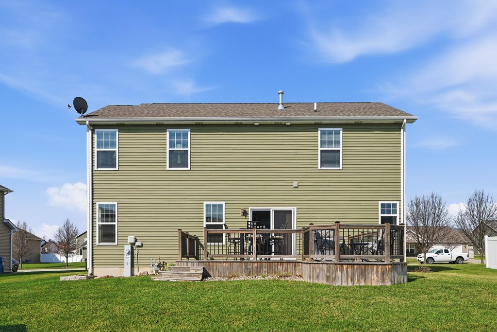 Photo of 18385 Candace Drive, Lowell, IN 46356 (MLS # 836131)