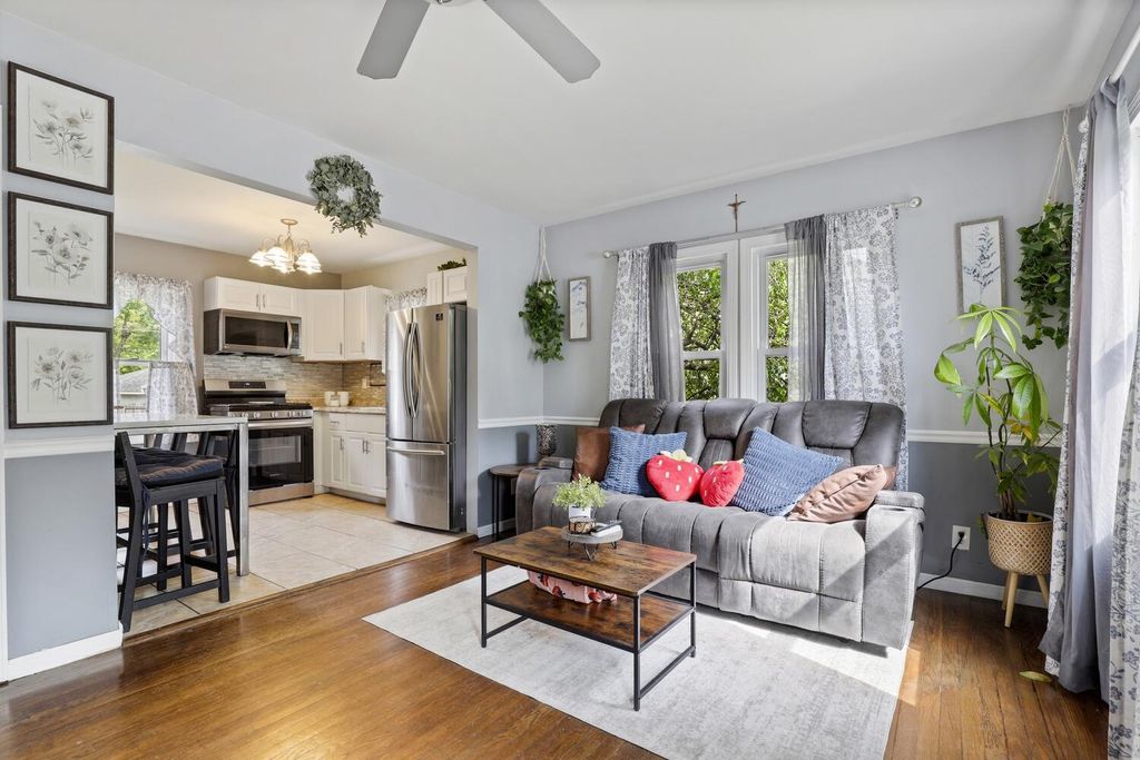 Photo of 7414 Van Buren Avenue, Hammond, IN 46324 (MLS # 838499)