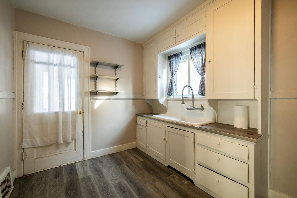 Photo of 7532 Jefferson Avenue, Hammond, IN 46324 (MLS # 833357)