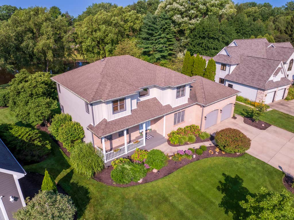 Photo of 1650 Hogan Avenue, Chesterton, IN 46304 (MLS # 842429)