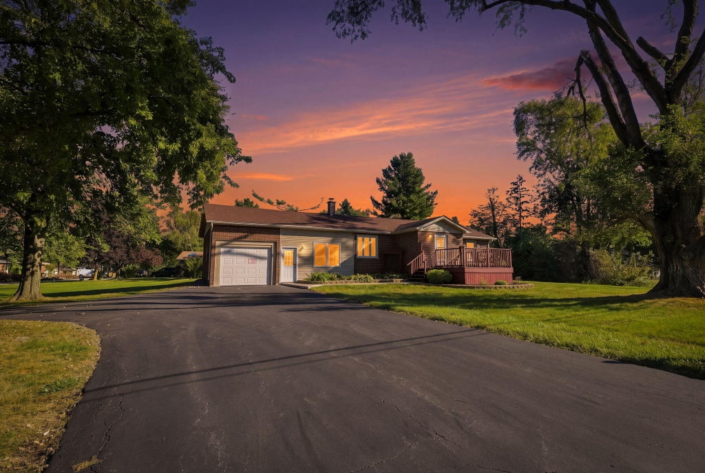 Photo of 4504 E 73rd Avenue, Merrillville, IN 46410 (MLS # 846765)