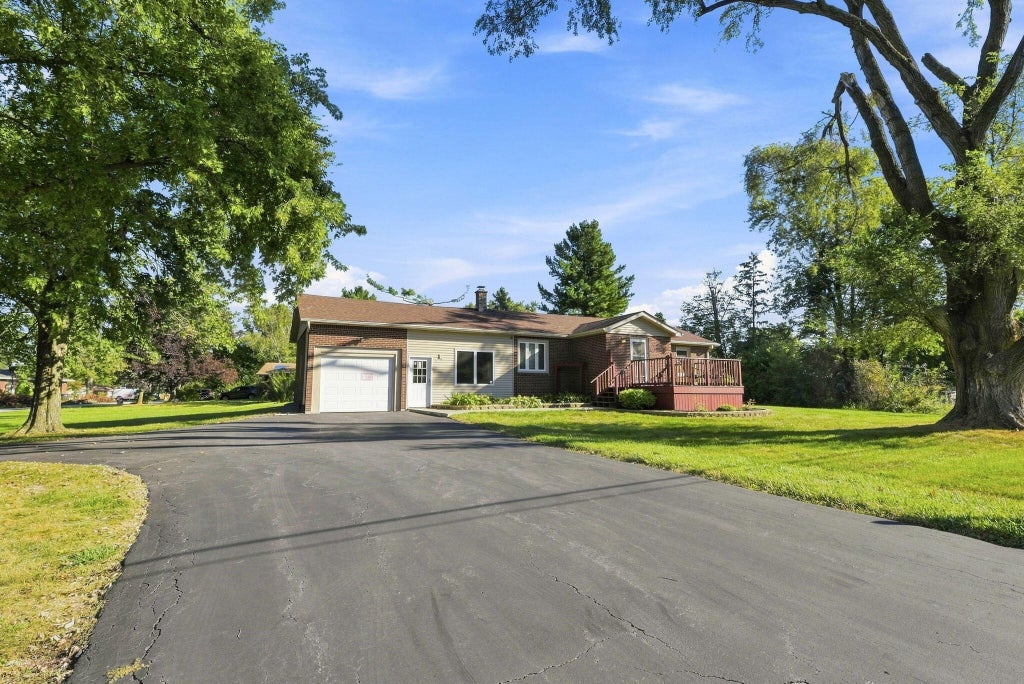 Photo of 4504 E 73rd Avenue, Merrillville, IN 46410 (MLS # 846765)