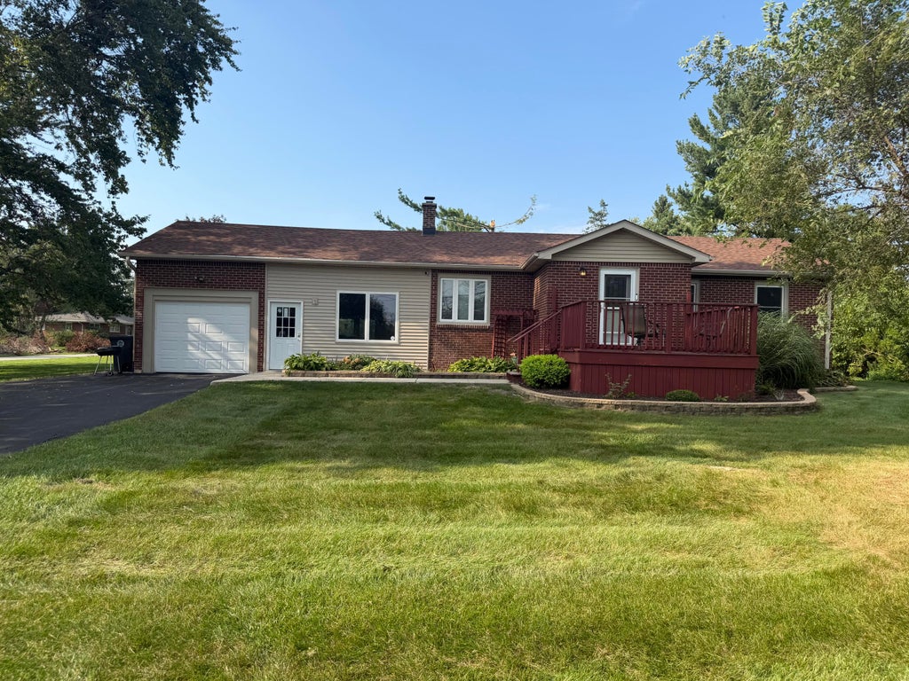 Photo of 4504 E 73rd Avenue, Merrillville, IN 46410 (MLS # 846765)