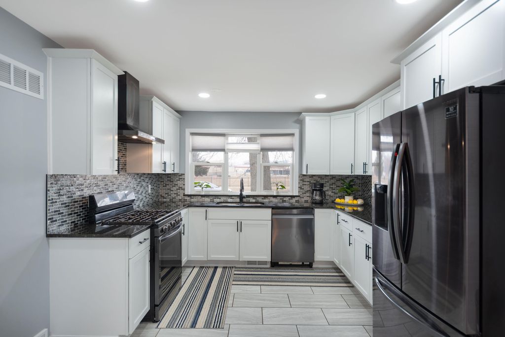 Photo of 7944 Harrison Avenue, Munster, IN 46321 (MLS # 835012)