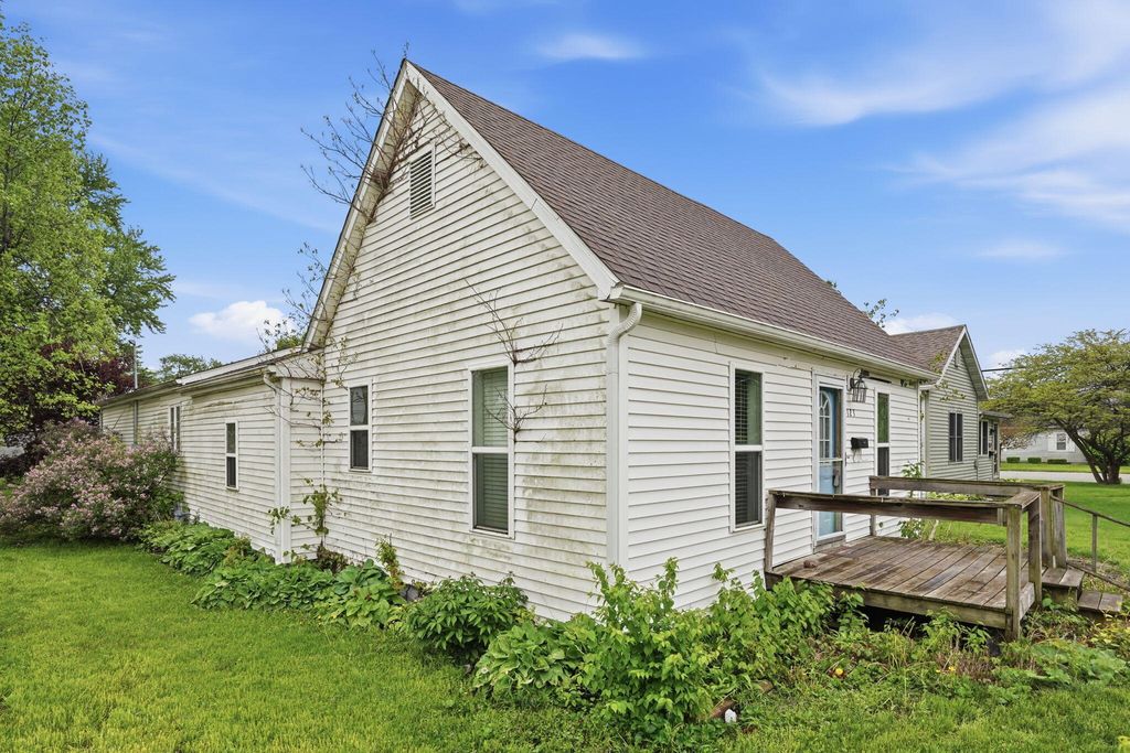 Photo of 123 S Scott Street, Rensselaer, IN 47978 (MLS # 838503)