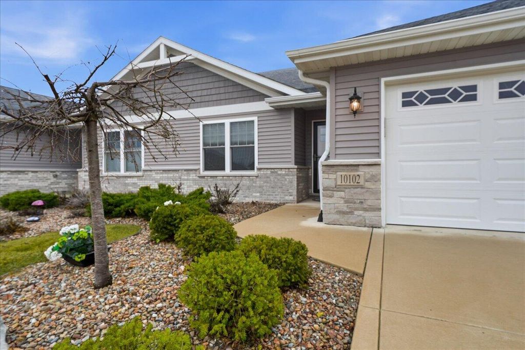 Photo of 10102 W 133rd Place, Cedar Lake, IN 46303 (MLS # 835082)