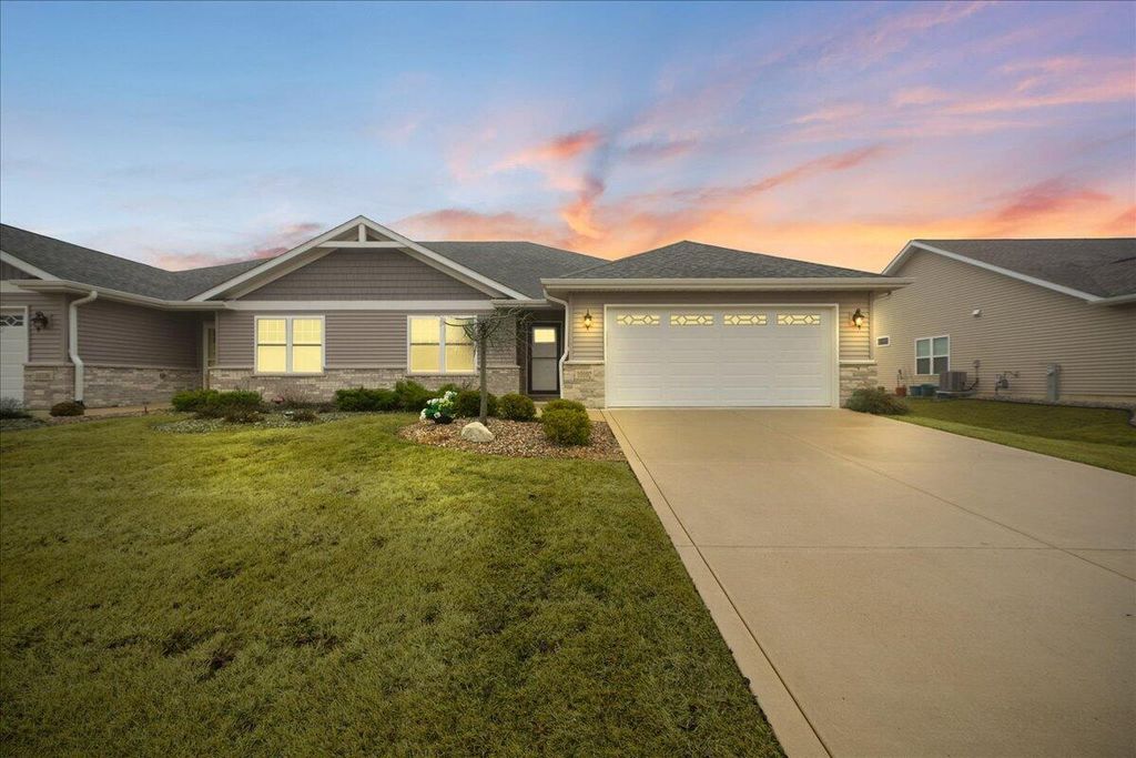 Photo of 10102 W 133rd Place, Cedar Lake, IN 46303 (MLS # 835082)