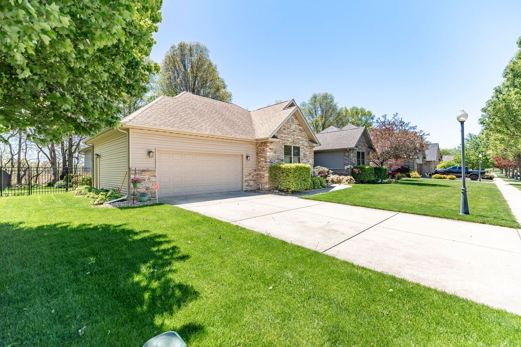 Photo of 4171 Westwood Lane S, Chesterton, IN 46304 (MLS # 838949)