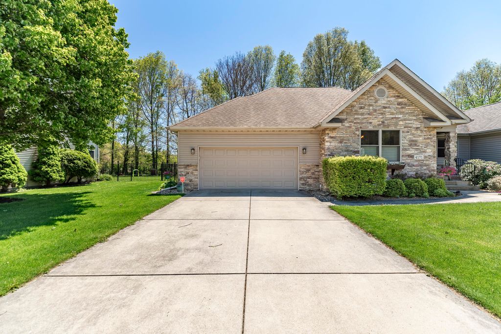 Photo of 4171 Westwood Lane S, Chesterton, IN 46304 (MLS # 838949)