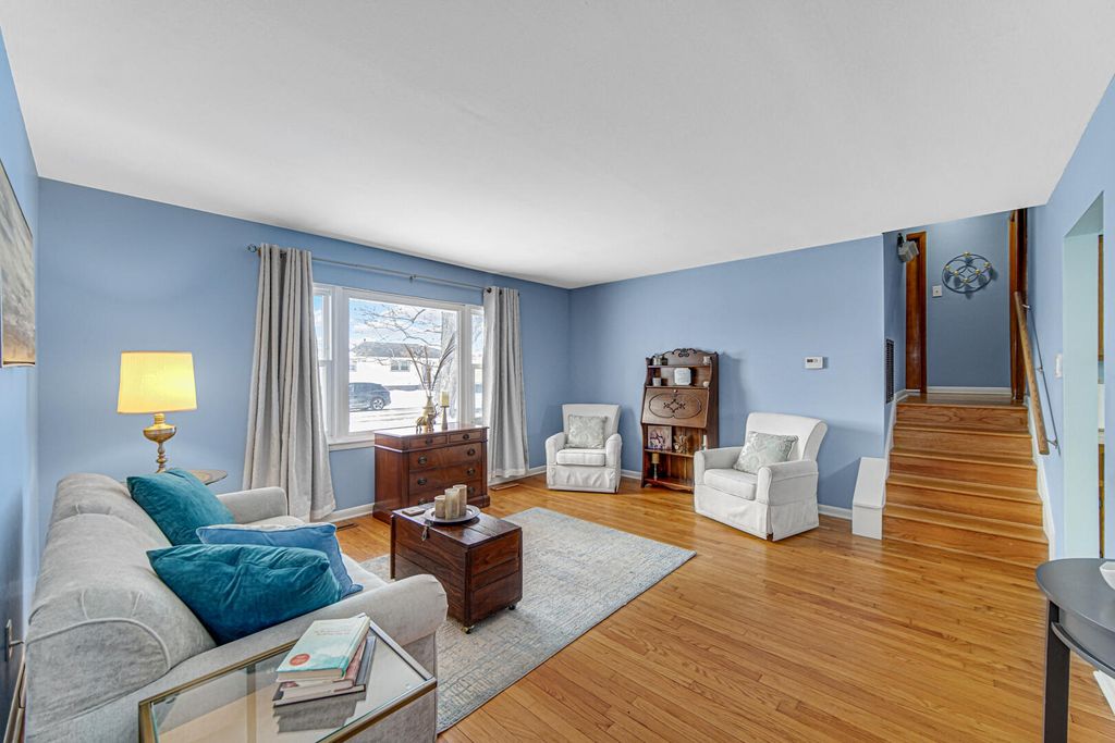 Photo of 8031 North Drive, Highland, IN 46322 (MLS # 833500)