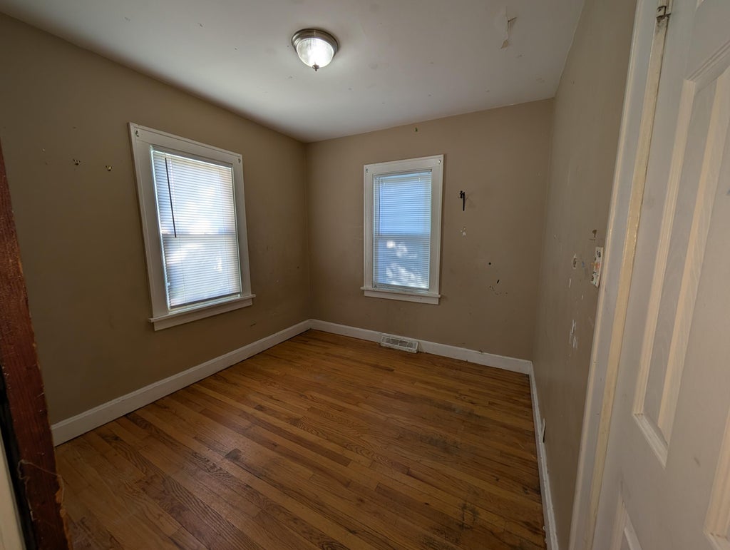 Photo of 3840 Missouri Street, Hobart, IN 46342 (MLS # 847020)