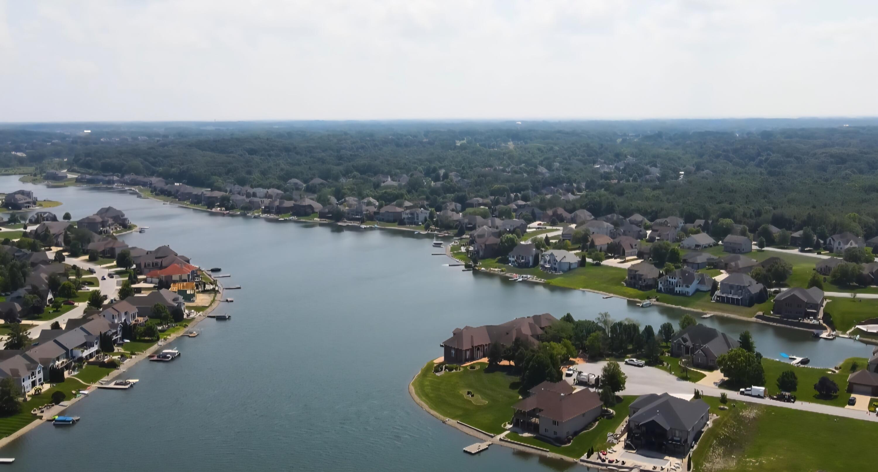 8160 Lakeview Court