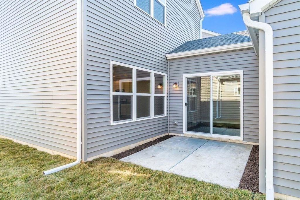 Photo of 11564 Kentucky Street, Crown Point, IN 46307 (MLS # 834796)