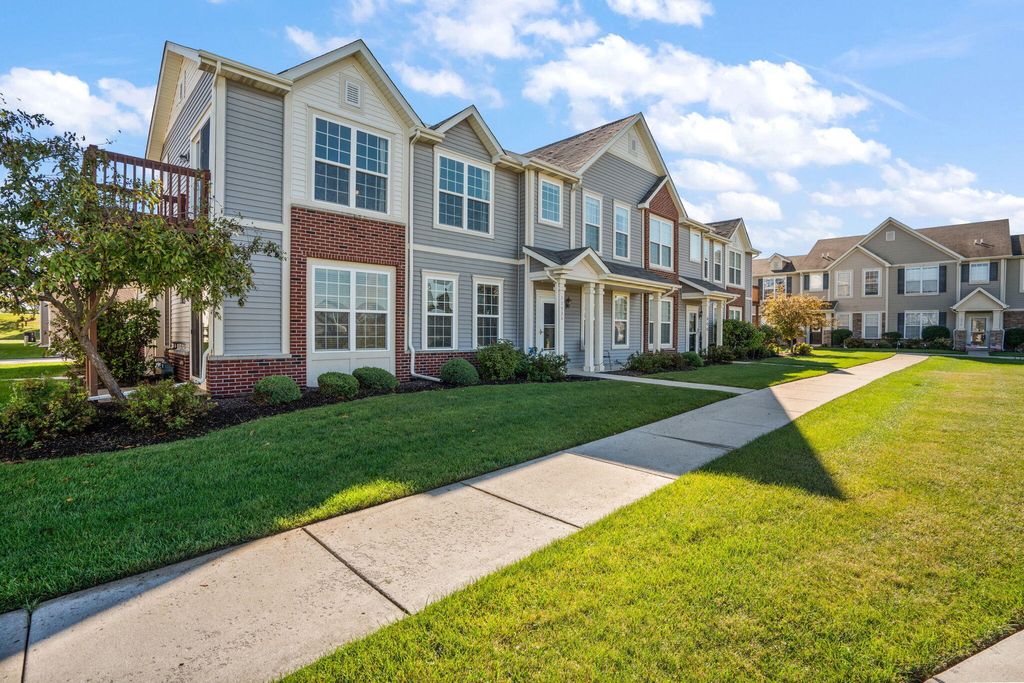 Photo of 11530 Vermont Court, Crown Point, IN 46307 (MLS # 833935)