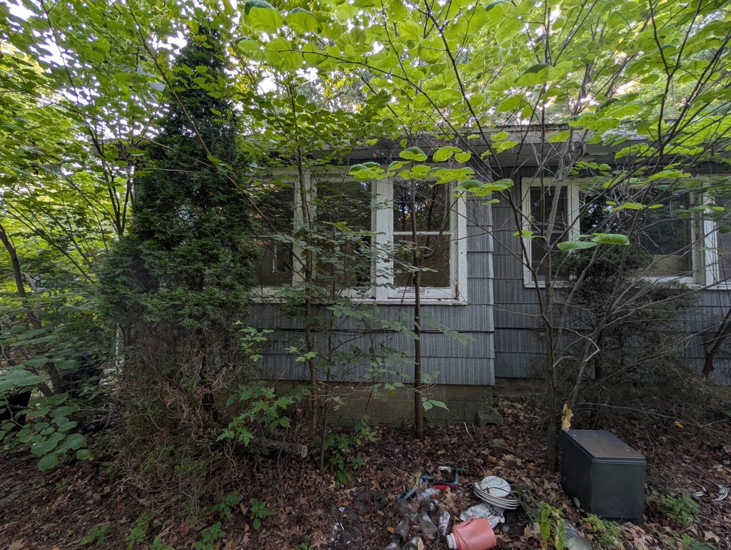 Photo of 7255 S Us Highway 421, San Pierre, IN 46374 (MLS # 843462)