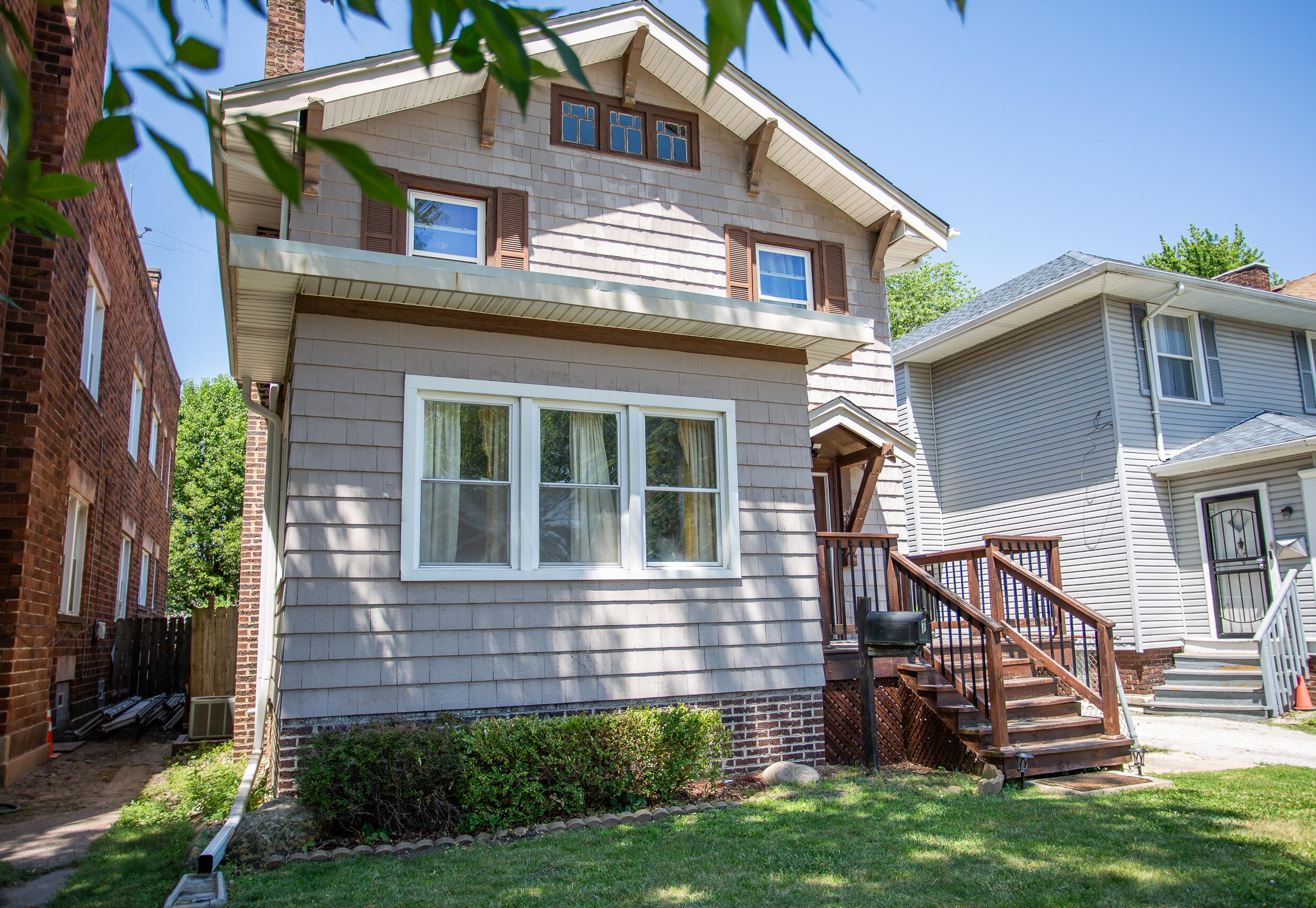 7 E Elizabeth Street
